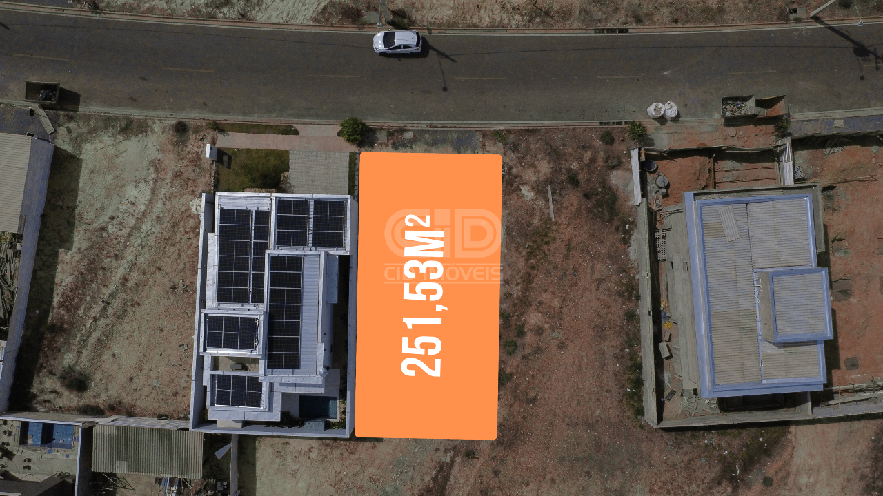 Terreno em condomínio à venda no Ribeirão do Lipa: 