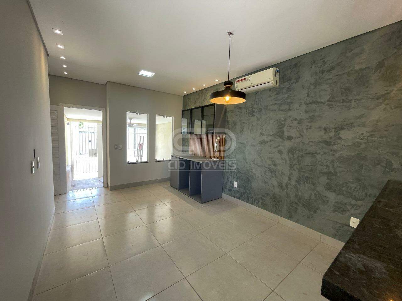 Casa, 3 quartos, 68 m² - Foto 2