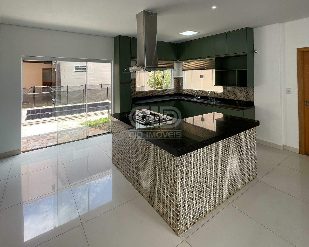 Sobrado, 3 quartos, 246 m² - Foto 3