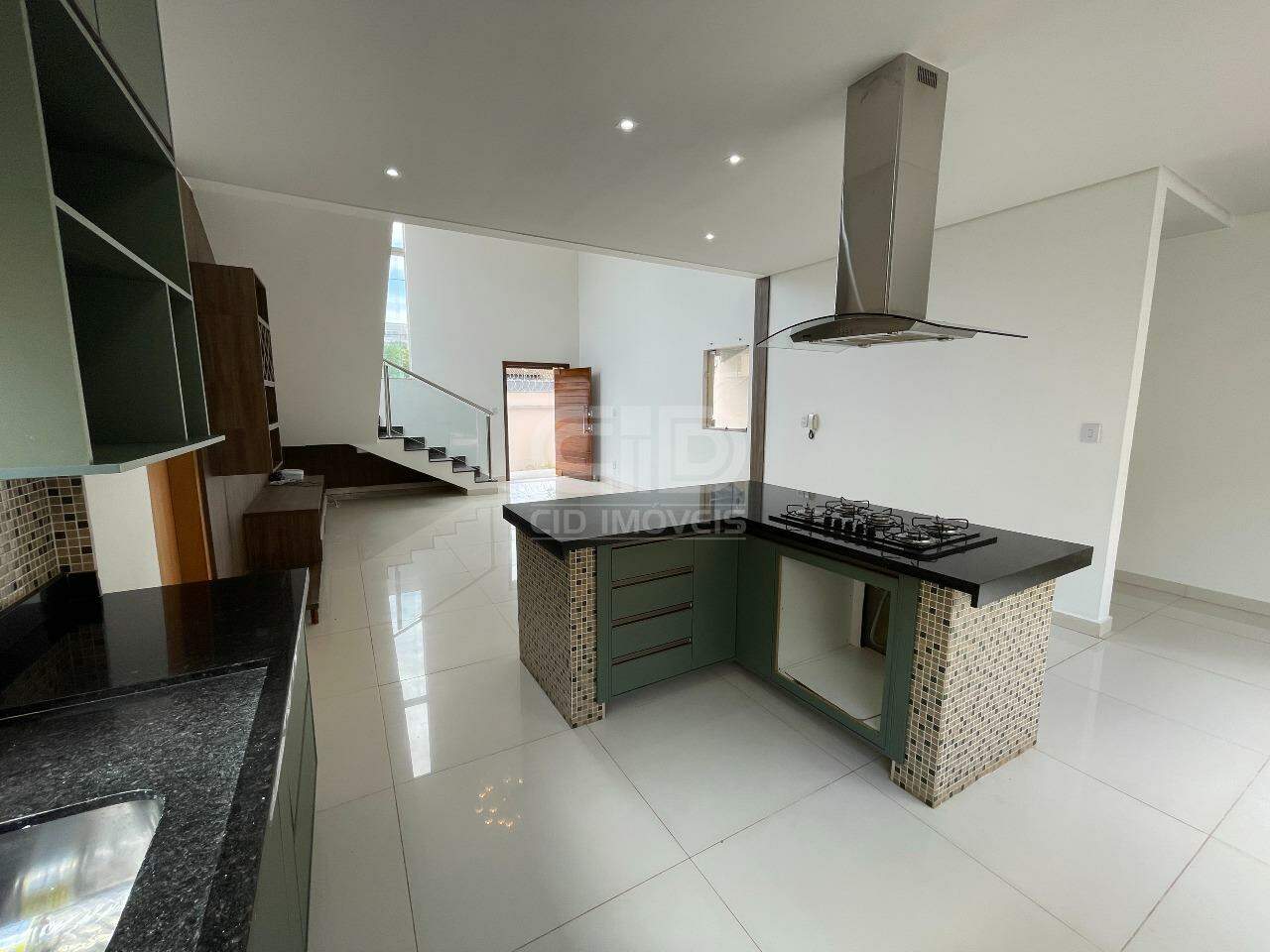 Sobrado, 3 quartos, 246 m² - Foto 5