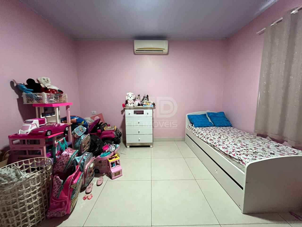 Casa, 3 quartos, 198 m² - Foto 8