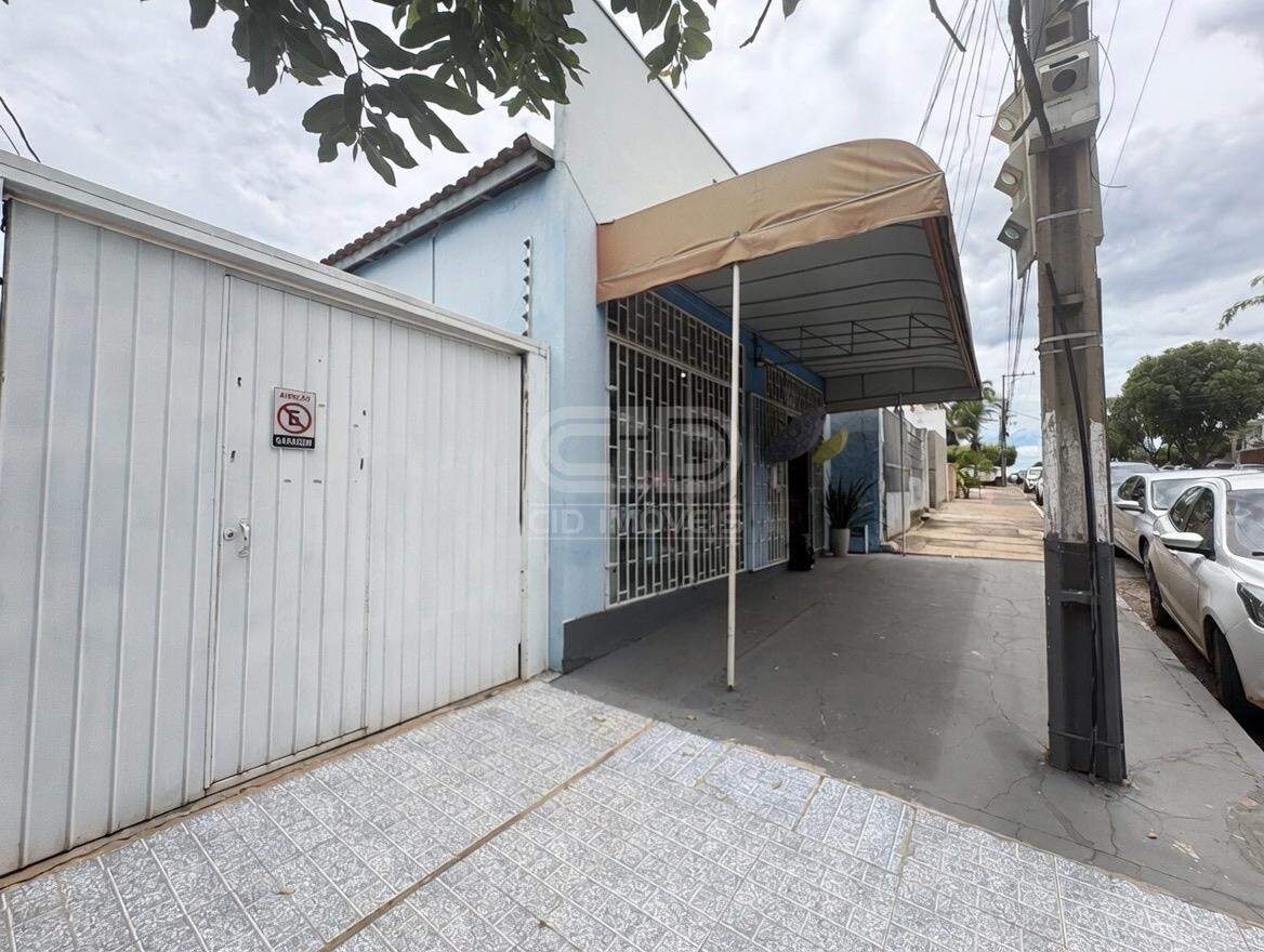 Casa, 3 quartos, 168 m² - Foto 1