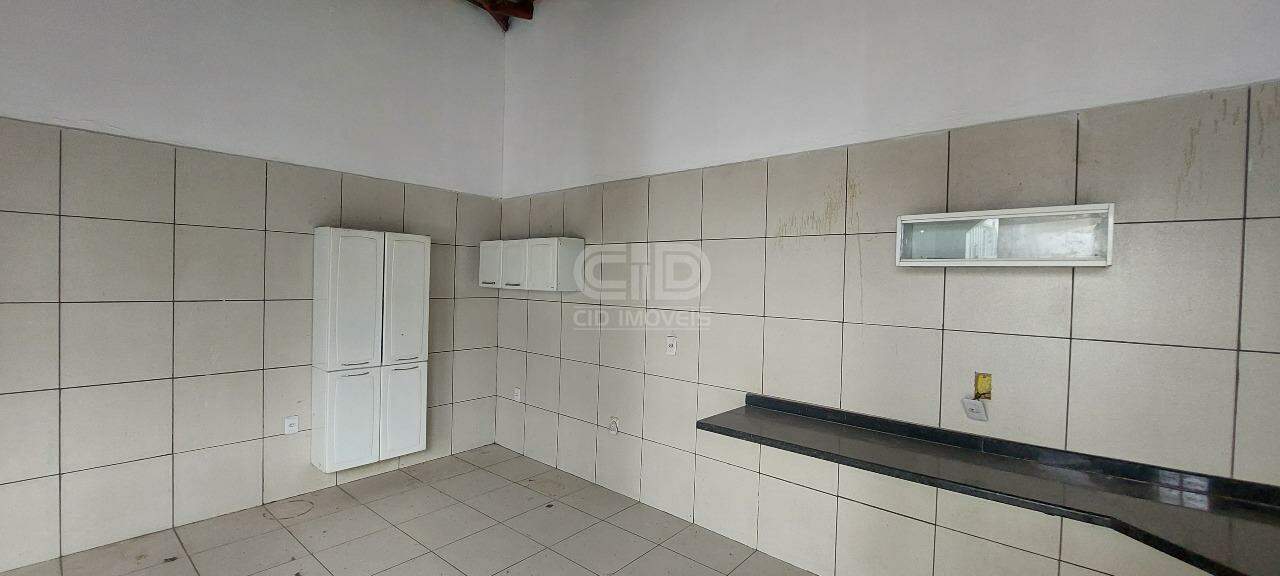 Casa à venda com 4 quartos, 224m² - Foto 13