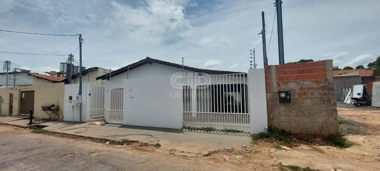 Casa à venda com 4 quartos, 224m² - Foto 20