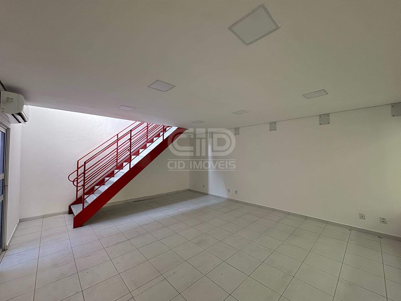 Sala Comercial com 59m² na Av. Fernando Correa