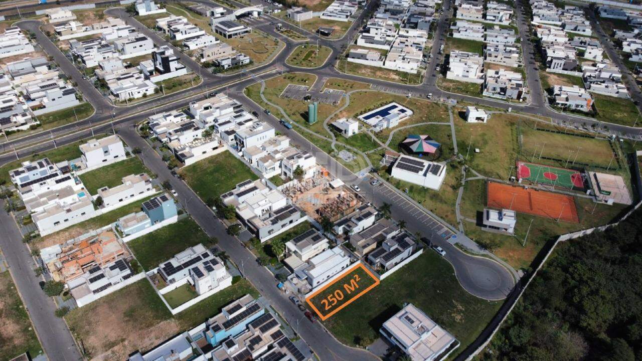 Terreno com 250,00 m² no Condomínio Primor das Torres