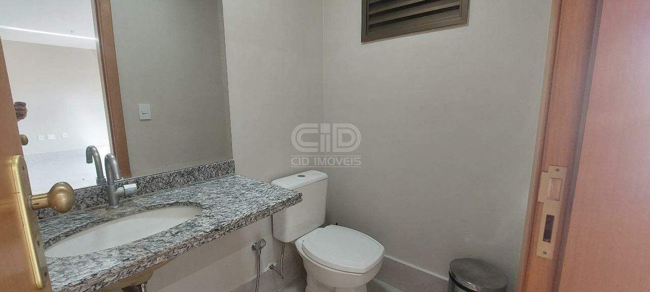 Sala Comercial à venda no Bosque da Saúde: 