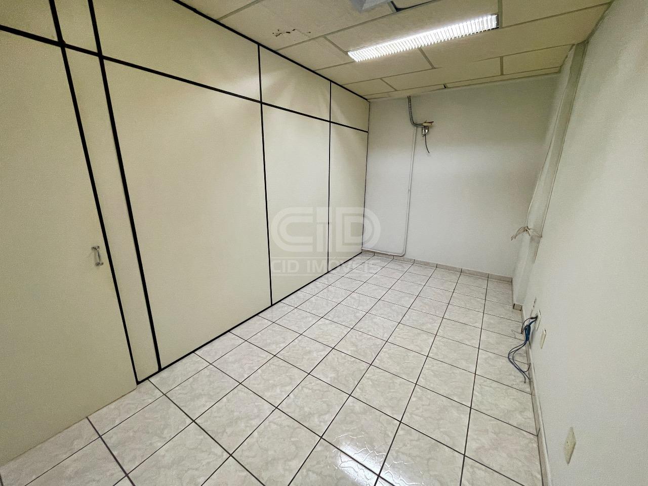 Sala Comercial à venda no Baú: 
