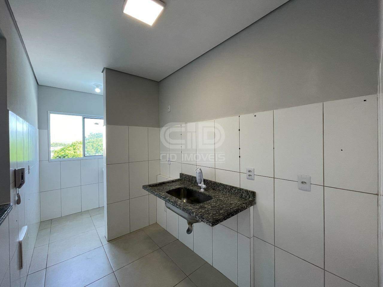 Apartamento para aluguel no Jardim das Palmeiras: 