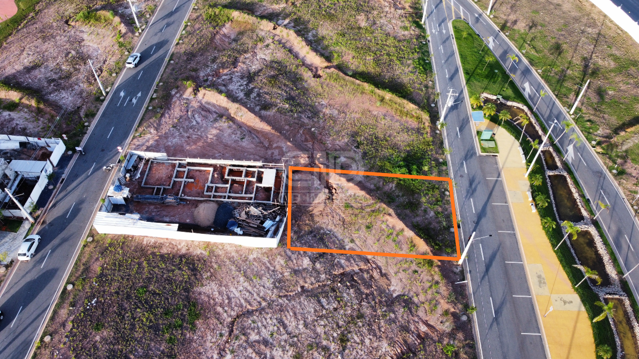 Terreno, 180 m² - Foto 2