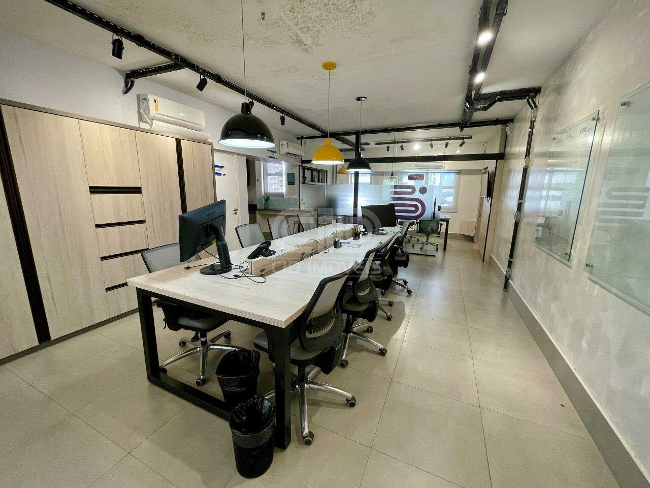 Sala Comercial à venda no Goiabeira: 