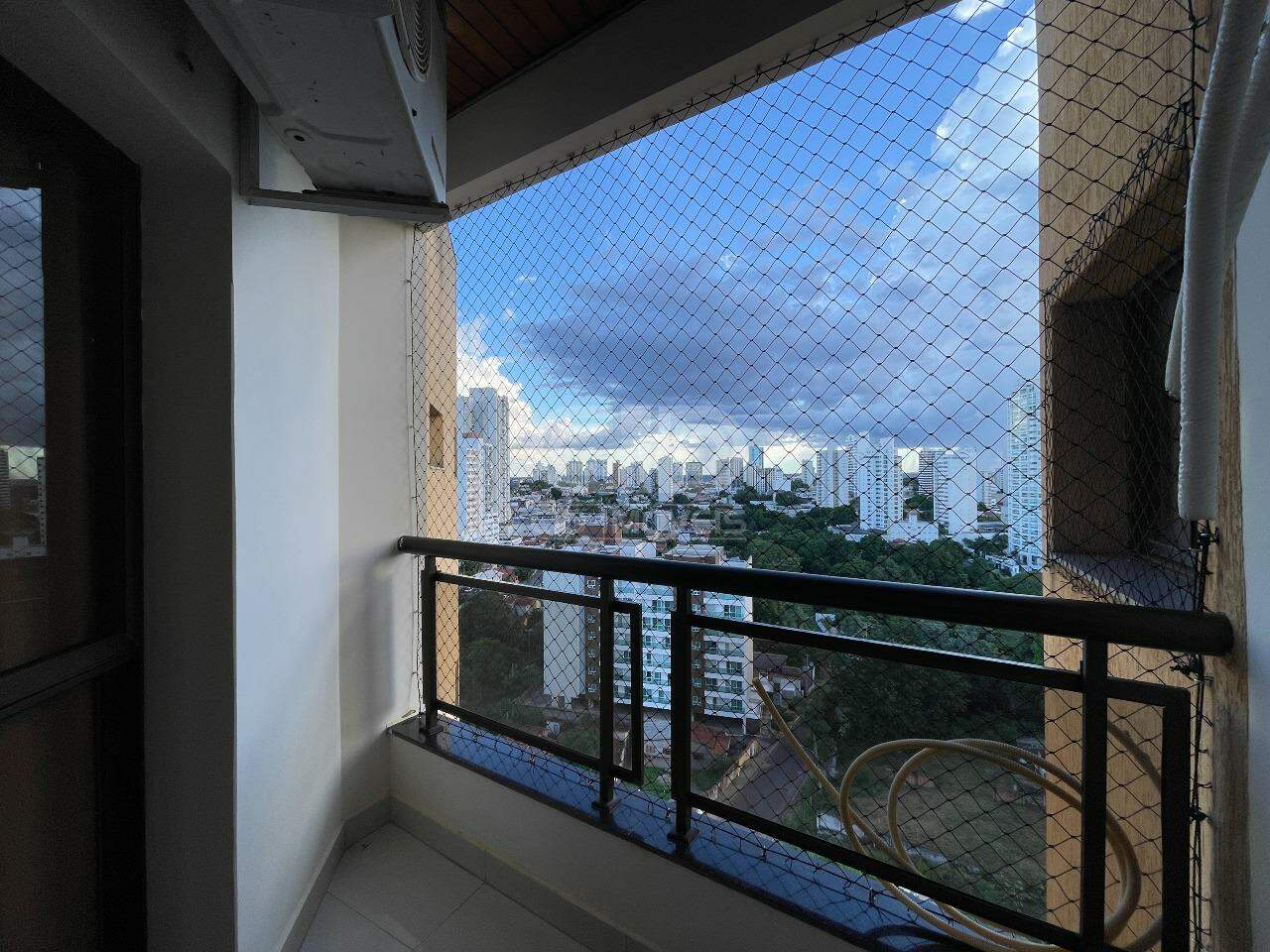 Apartamento para aluguel no Quilombo: 