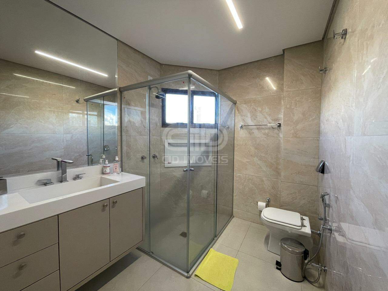 Apartamento para aluguel no Quilombo: 