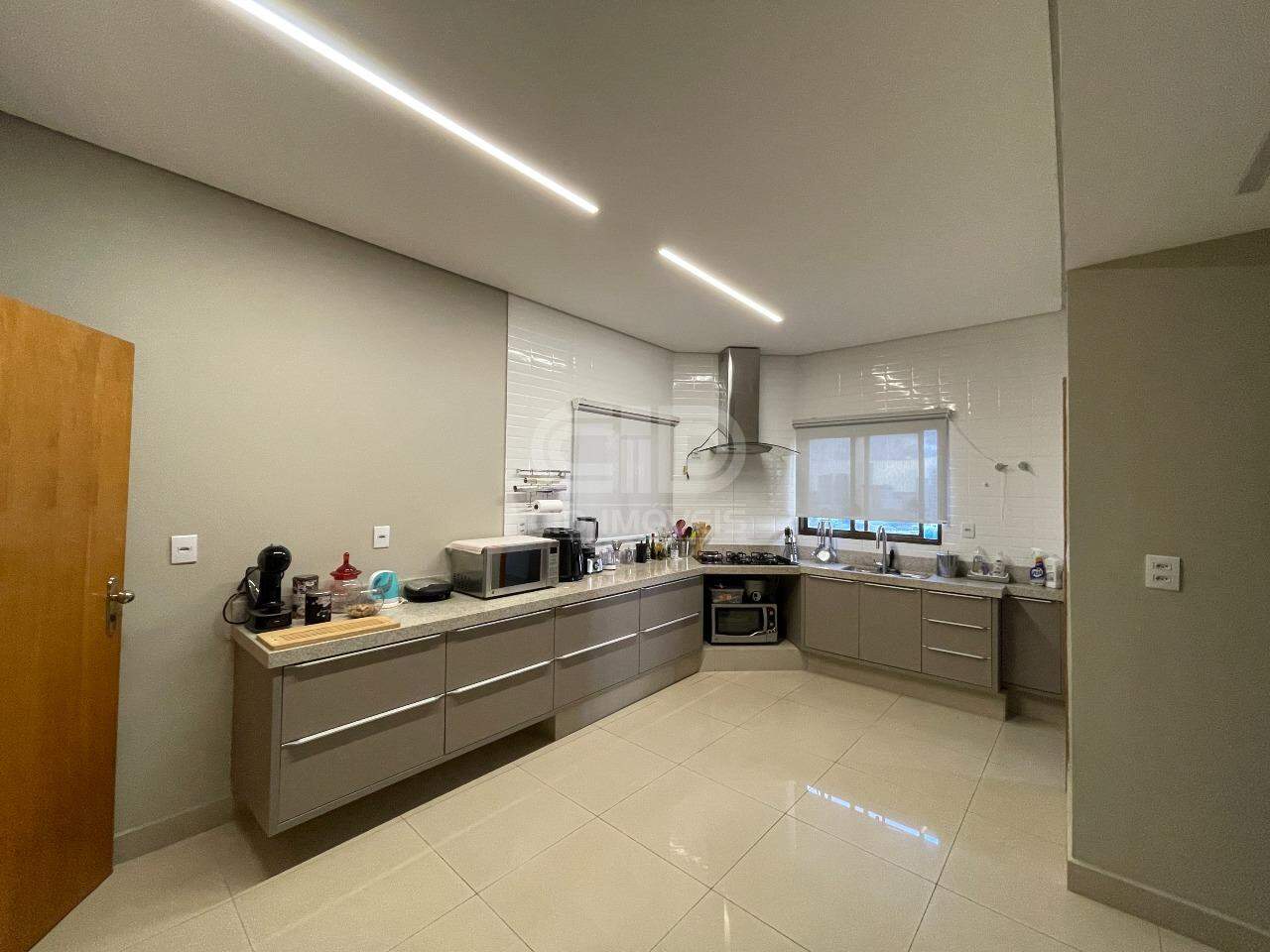 Apartamento para aluguel no Quilombo: 