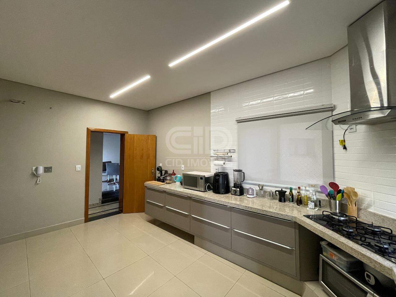Apartamento para aluguel no Quilombo: 