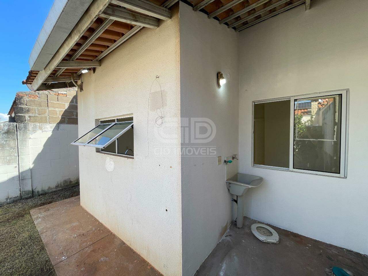 Casa em Condomínio à venda no Guarita II: 