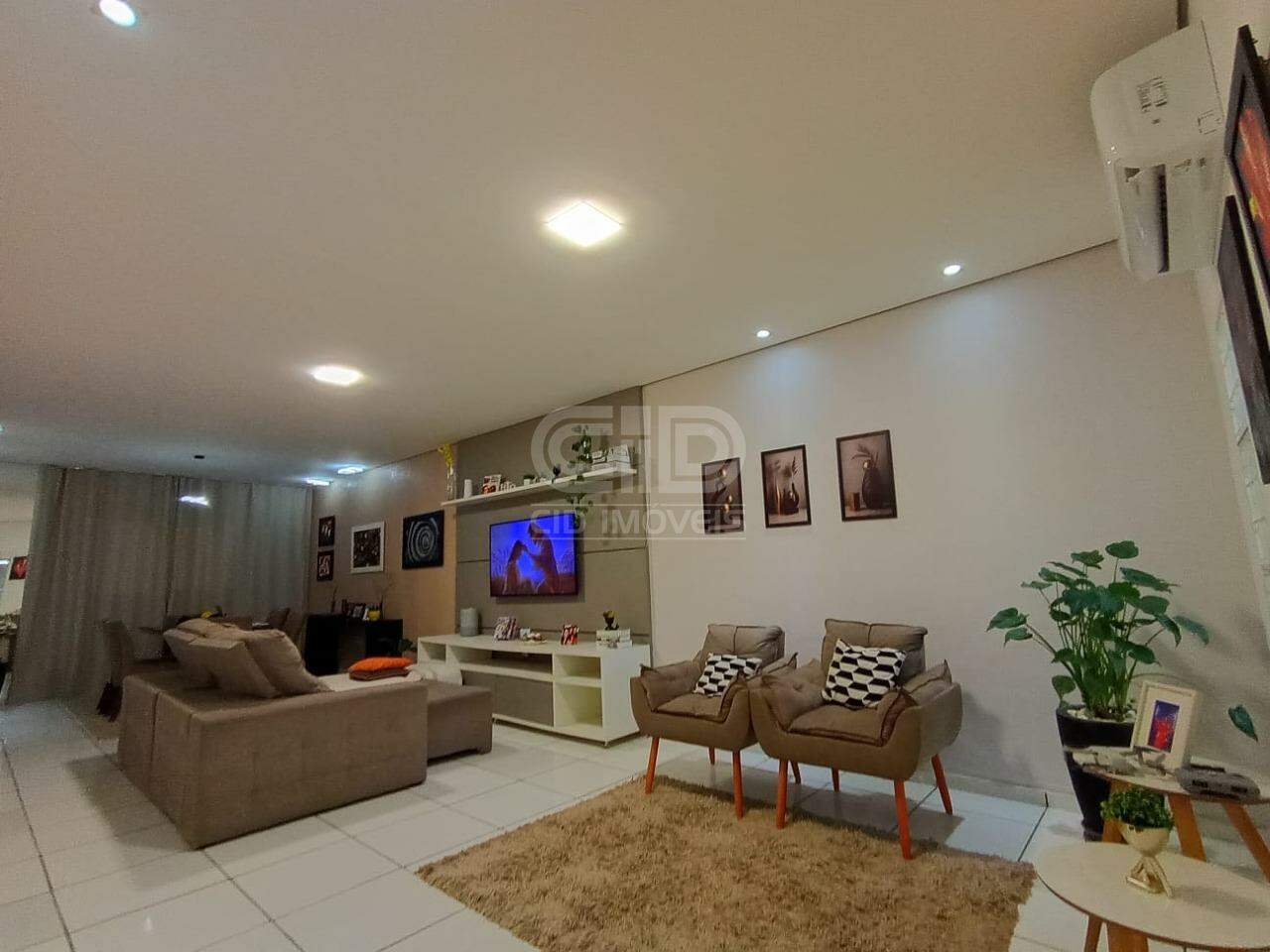 Casa à venda no Jardim Gramado: 