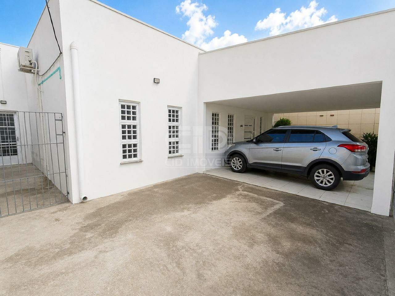 Casa à venda no Jardim Gramado: 
