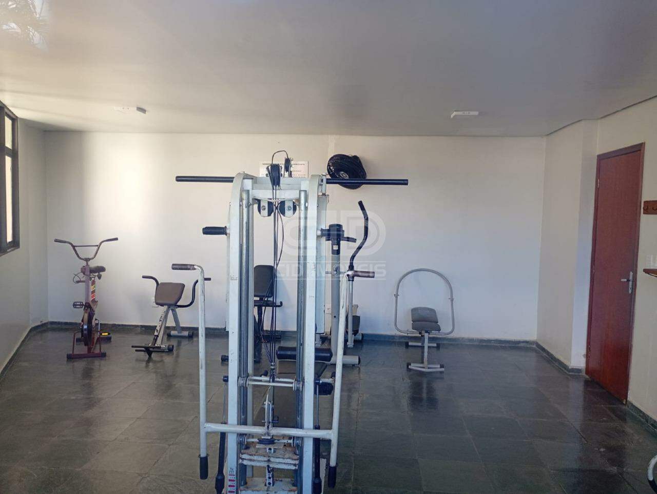 Apartamento à venda no Araés: 