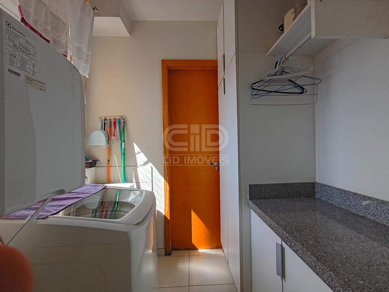 Apartamento à venda no Bandeirantes: 