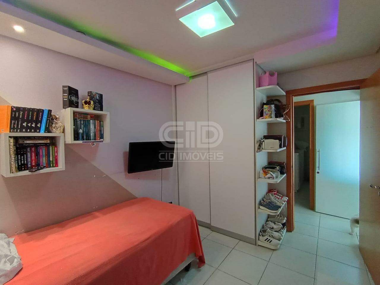 Apartamento à venda no Bandeirantes: 