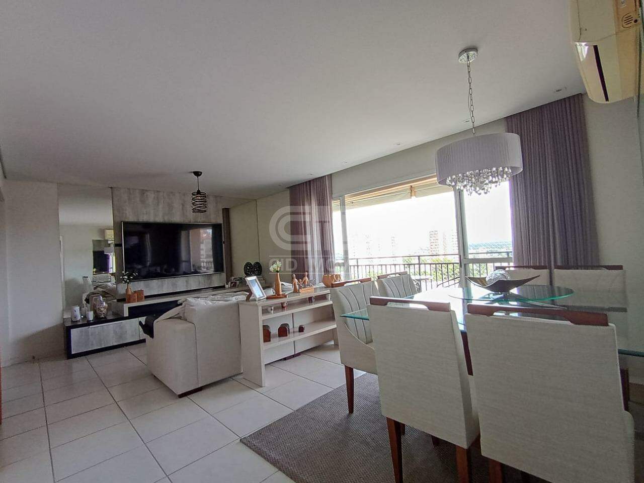 Apartamento à venda no Bandeirantes: 