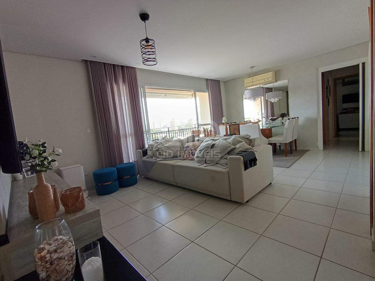 Apartamento à venda no Bandeirantes: 