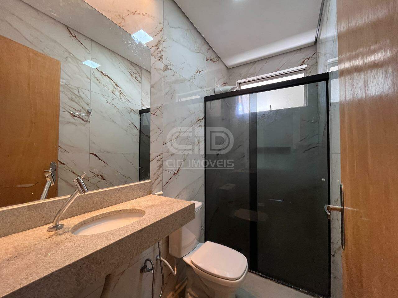 Apartamento à venda no Pico do Amor: 