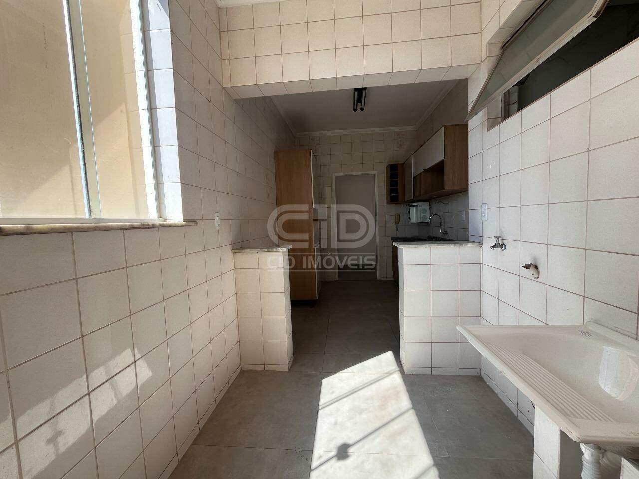 Apartamento à venda no Pico do Amor: 