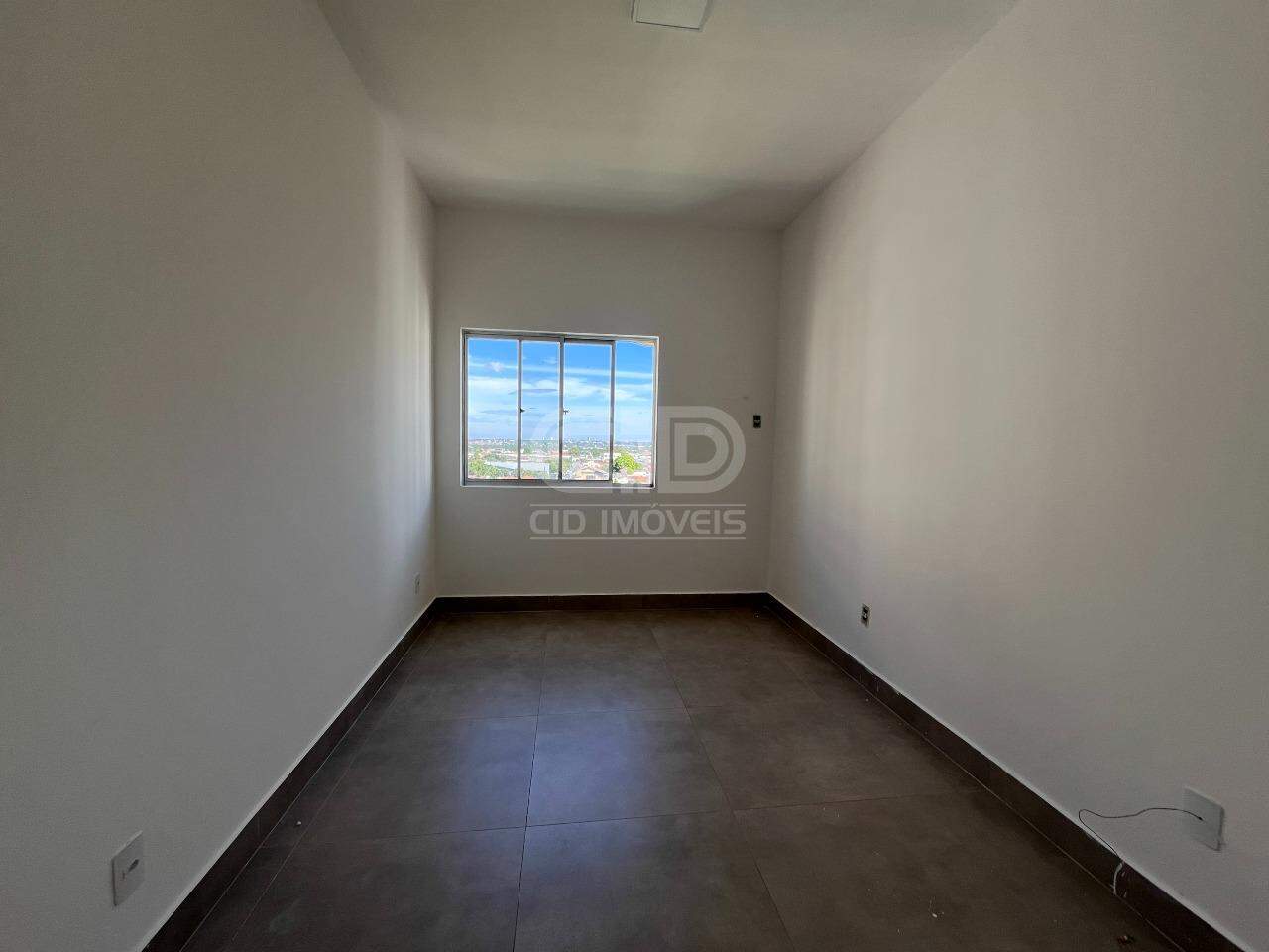 Apartamento à venda no Pico do Amor: 