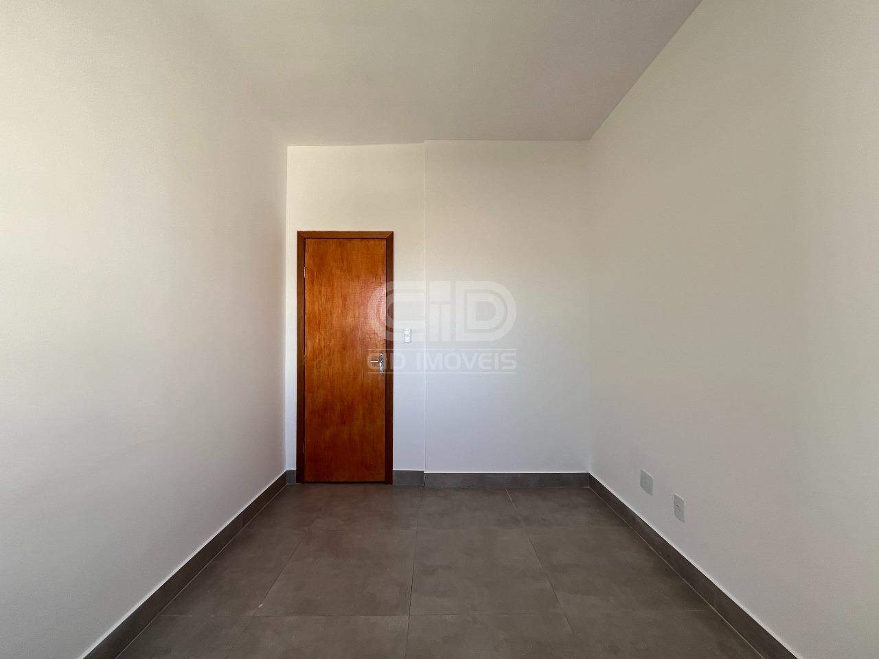 Apartamento à venda no Pico do Amor: 