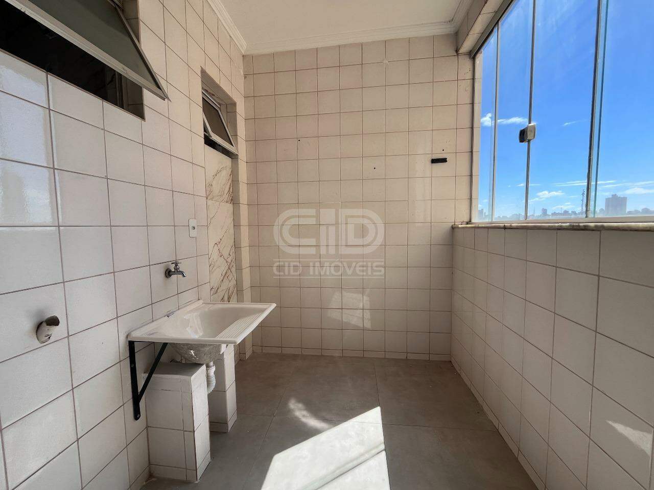 Apartamento à venda no Pico do Amor: 