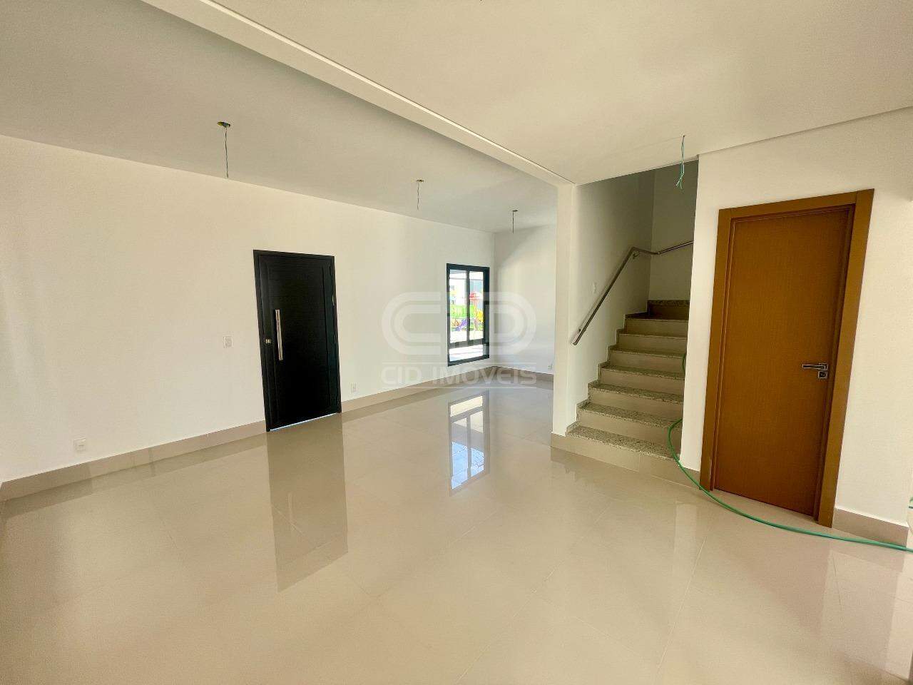 Casa em Condomínio à venda no Santa Cruz: 
