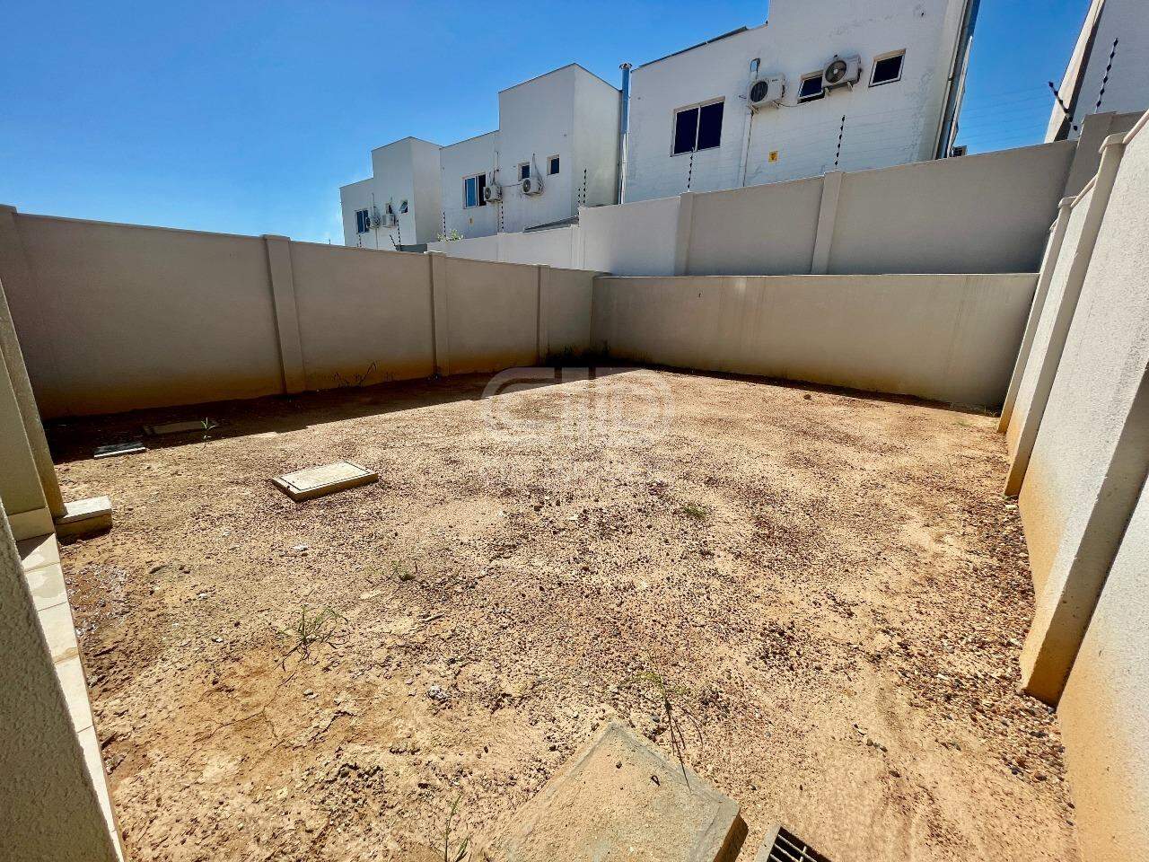Casa em Condomínio à venda no Santa Cruz: 