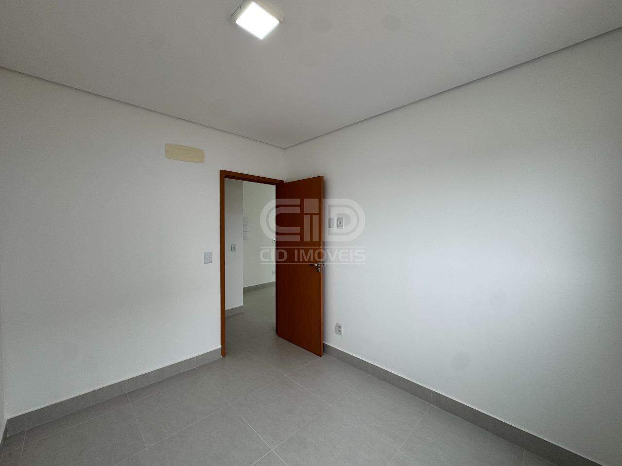 Apartamento para aluguel no Ribeirão do Lipa: 
