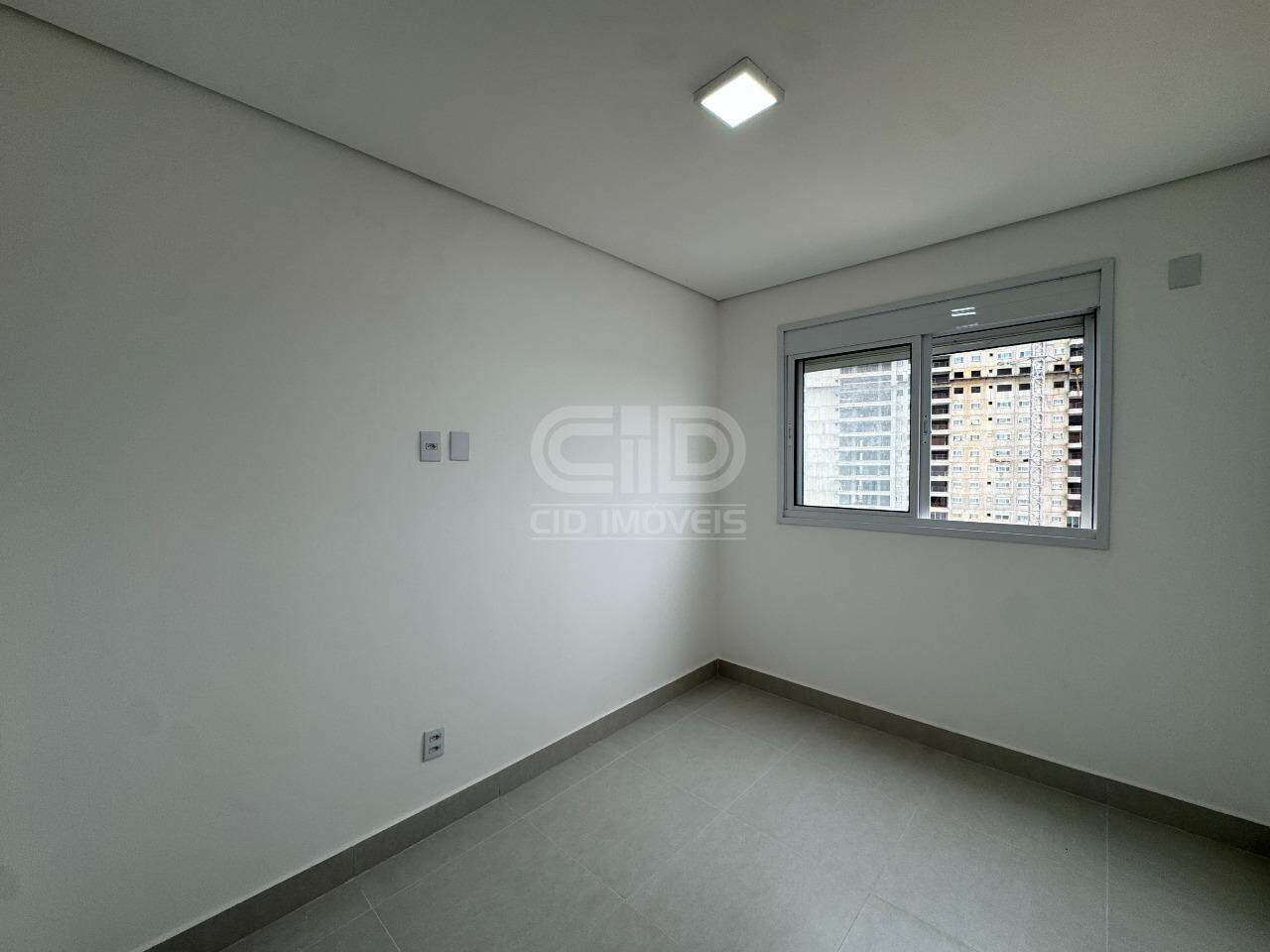 Apartamento para aluguel no Ribeirão do Lipa: 