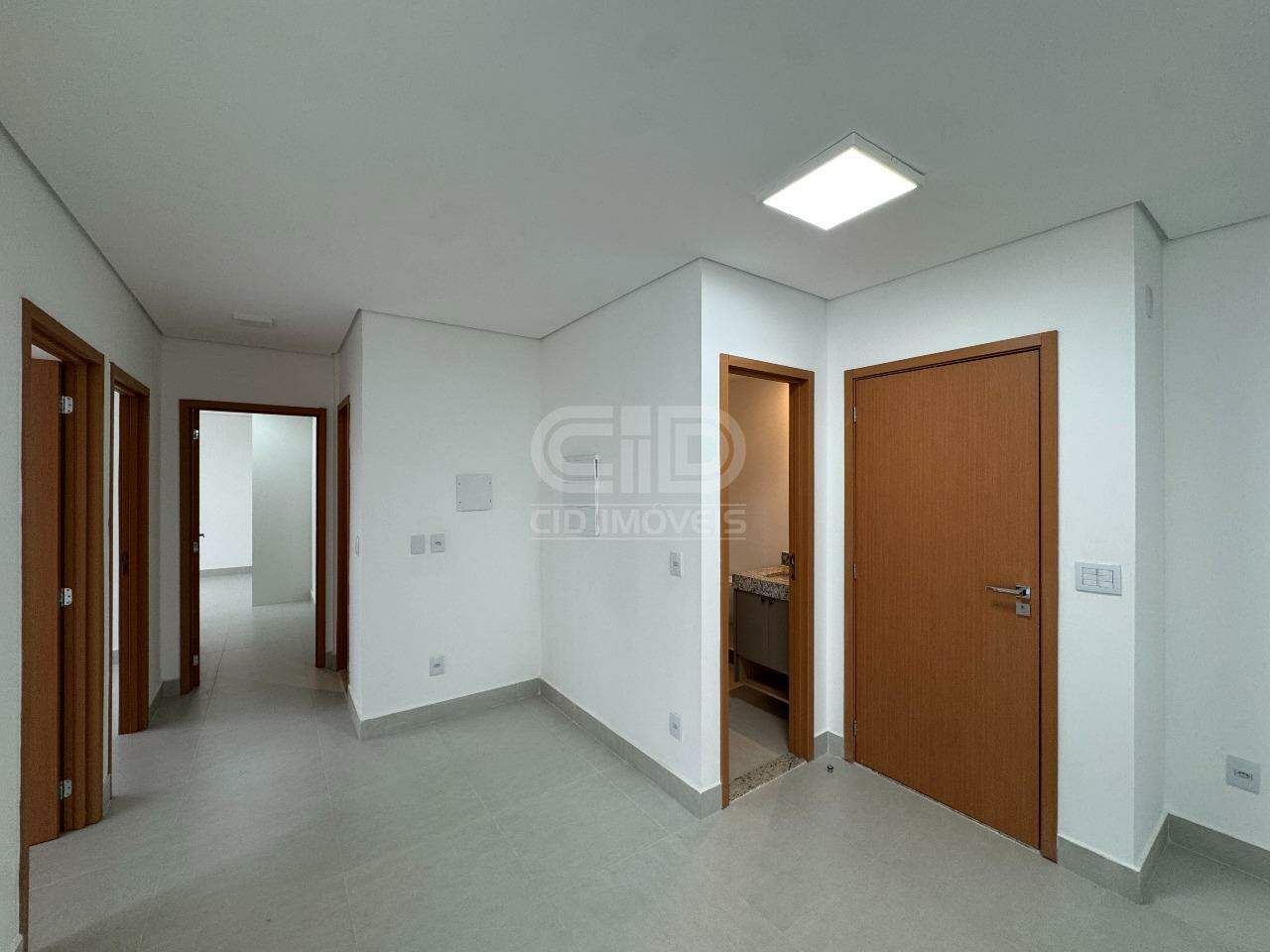 Apartamento para aluguel no Ribeirão do Lipa: 