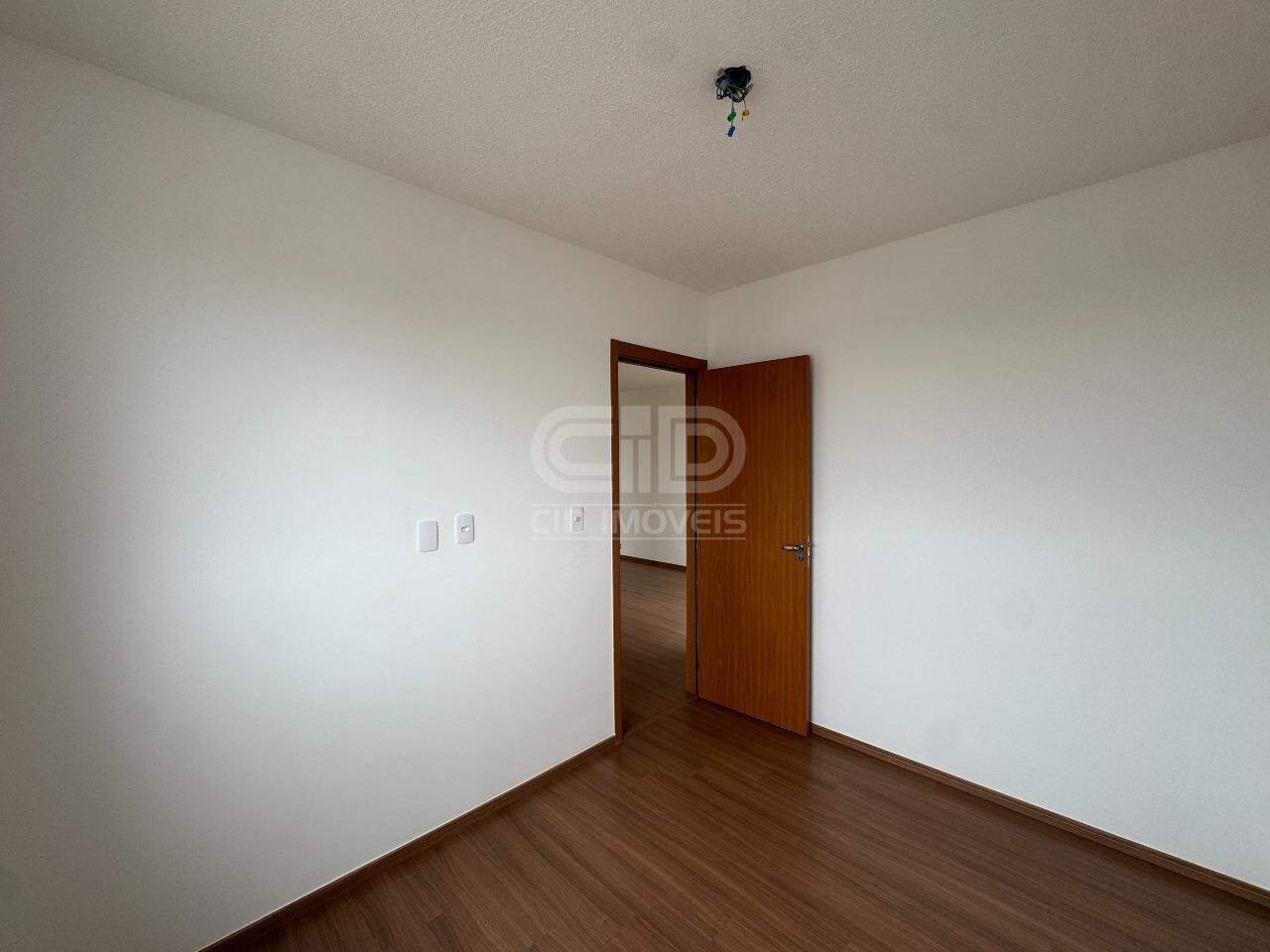 Apartamento para aluguel no Jardim das Palmeiras: 
