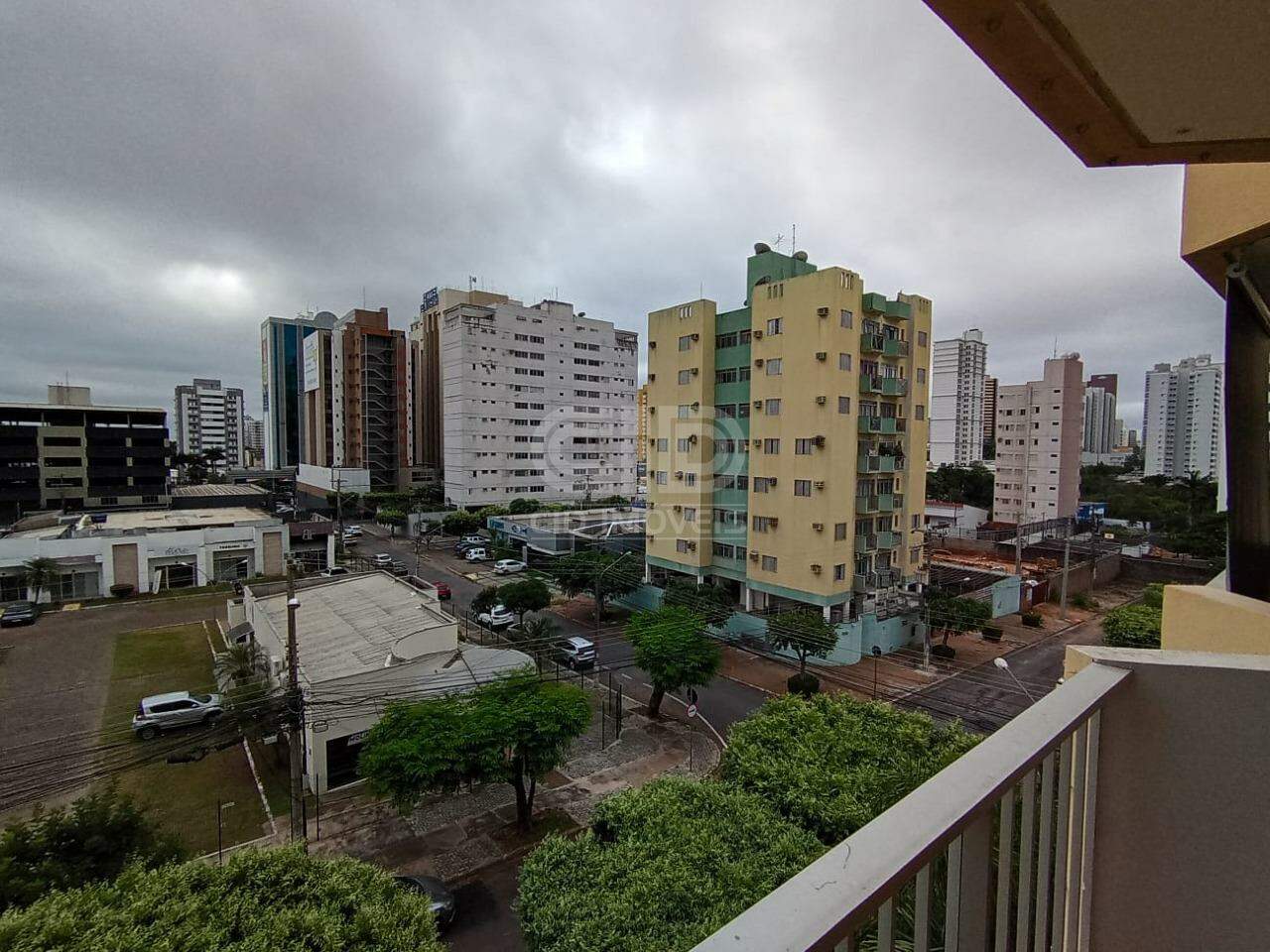 Apartamento à venda no Bosque da Saúde: 