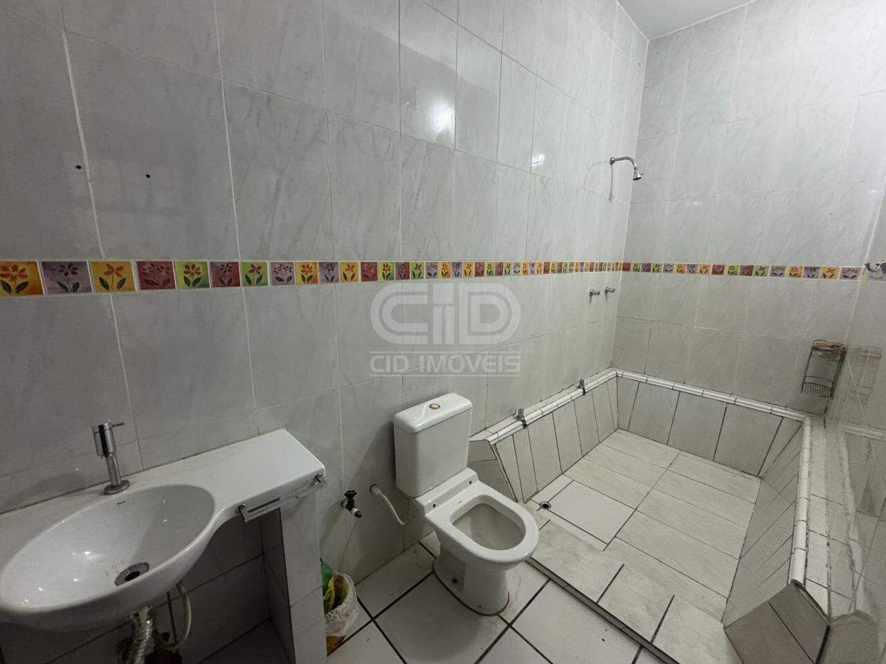 Casa Comercial para aluguel no Jardim Itália: 
