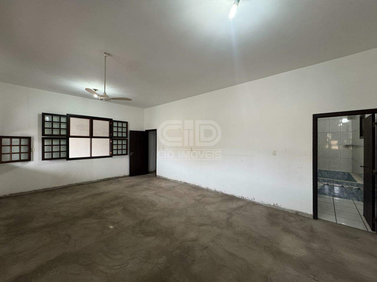 Casa Comercial para aluguel no Jardim Itália: 