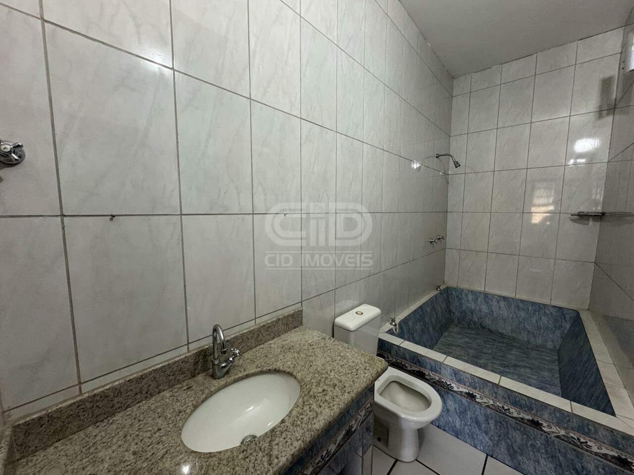 Casa Comercial para aluguel no Jardim Itália: 