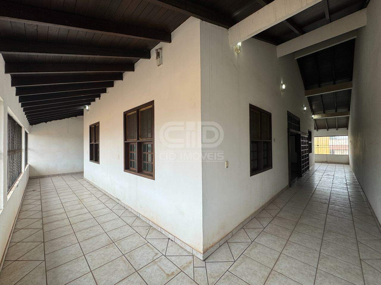 Casa Comercial para aluguel no Jardim Itália: 