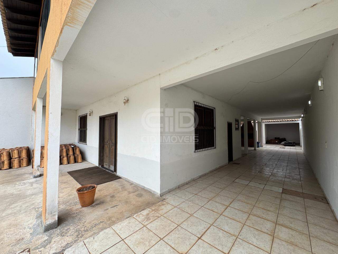 Casa Comercial para aluguel no Jardim Itália: 