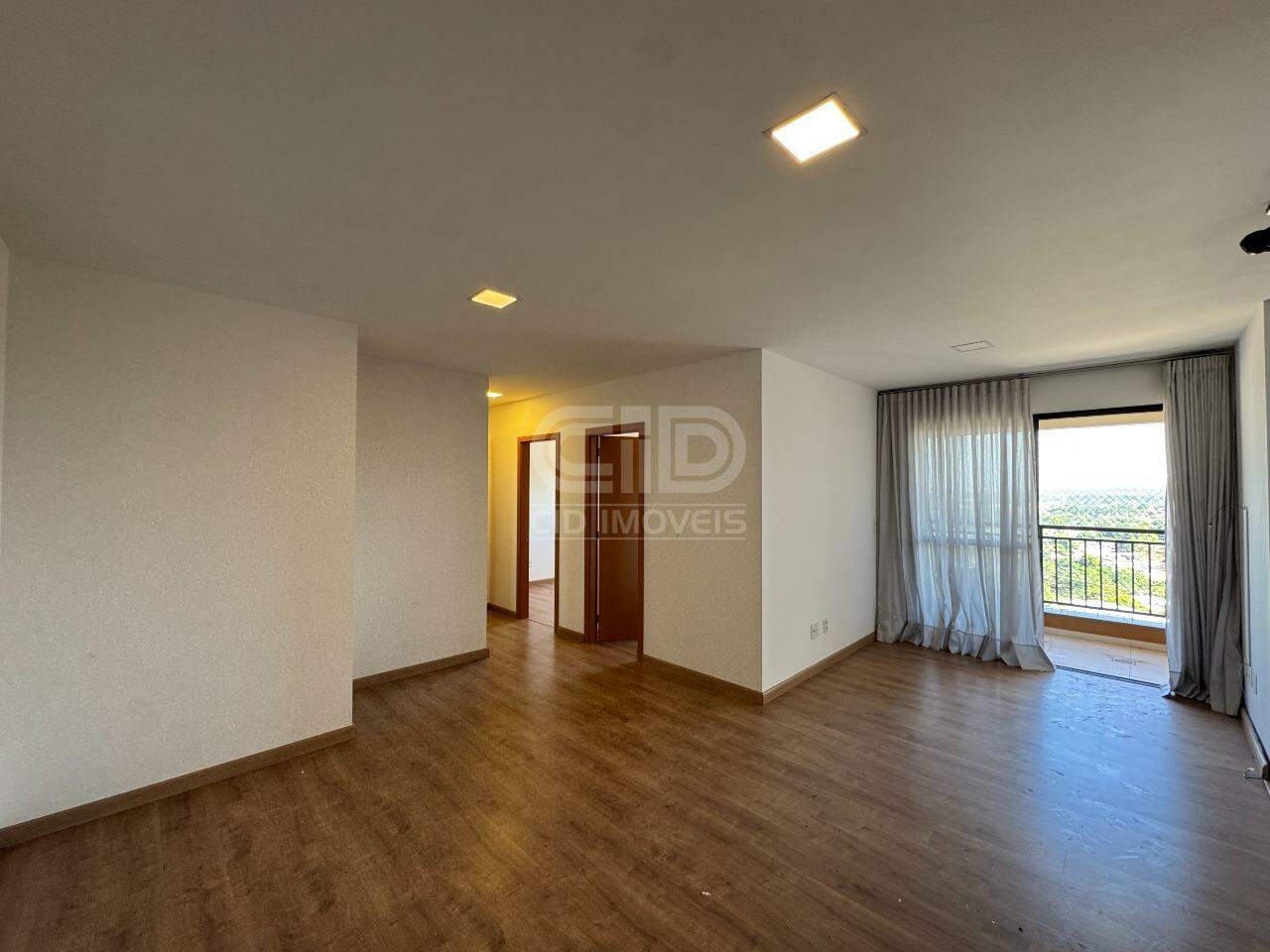 Apartamento para aluguel no Paiaguas: 