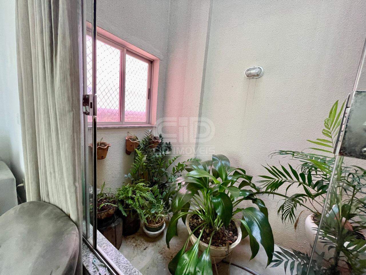 Apartamento à venda no Jardim Mariana: 