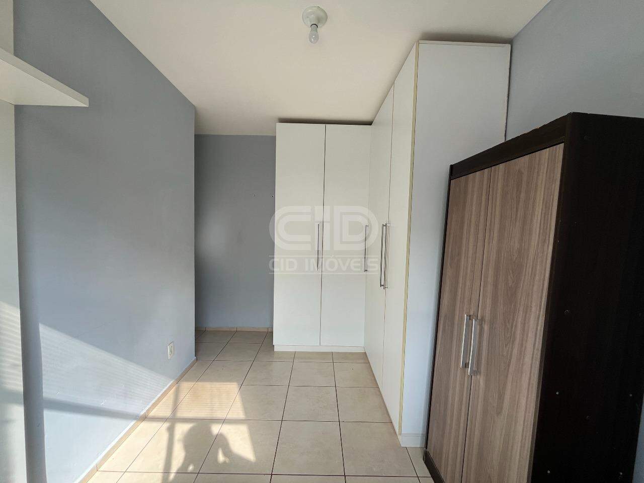 Apartamento para aluguel no Carumbé: 