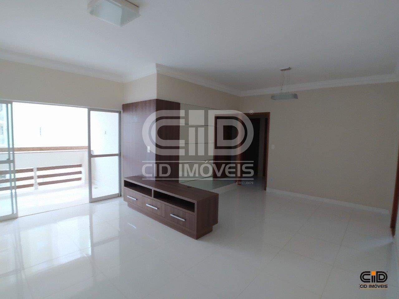 Apartamento com 3 quartos no Ed. Park Diplomata