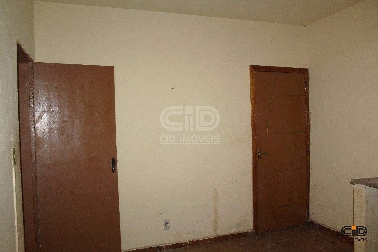 Casa à venda com 3 quartos, 178m² - Foto 14