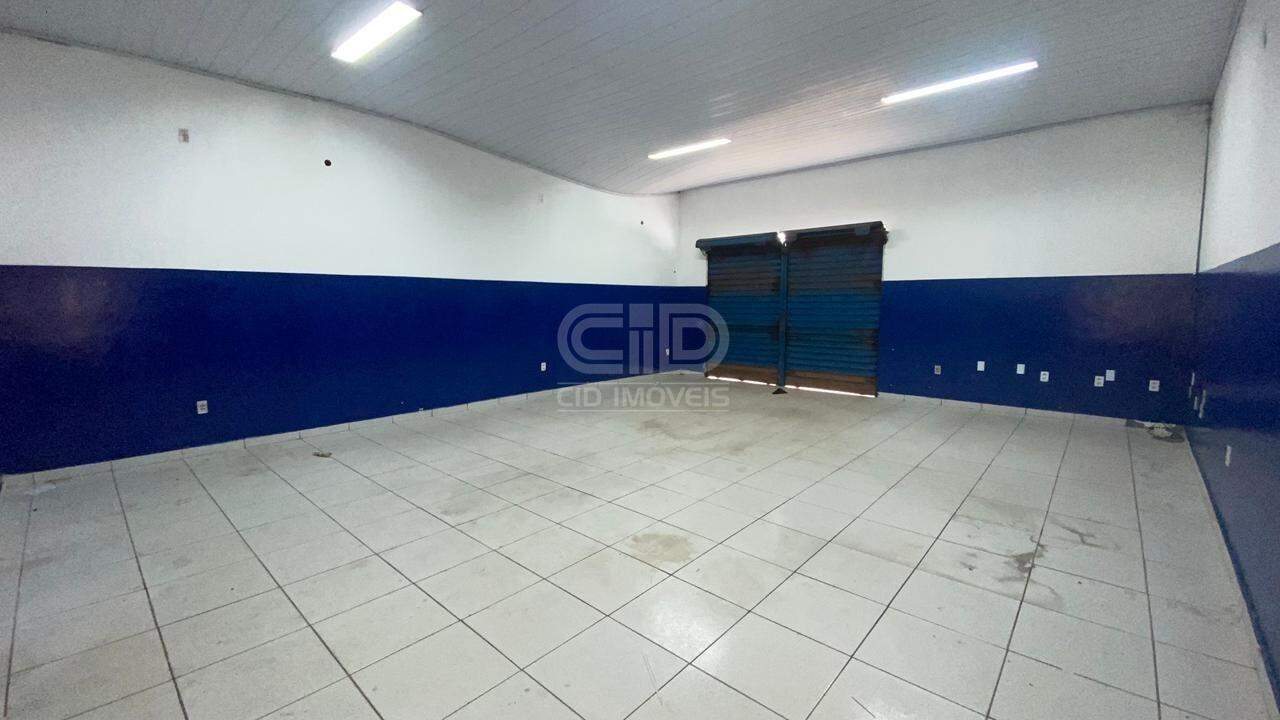 Ponto Comercial com 120m² na Av. Tancredo Neves